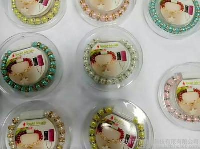 创新美学与实用融合 浩翔泰科技新款USB数据线手链珍珠连接线